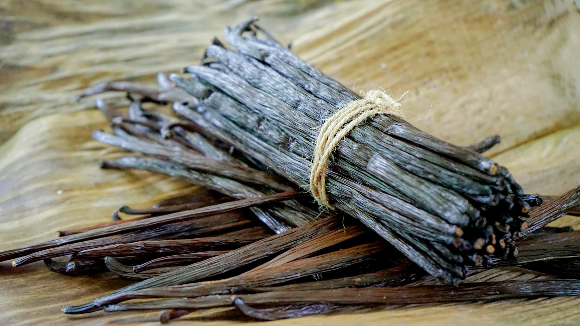 A Guide to Vanilla Perfume - Indira San Francisco